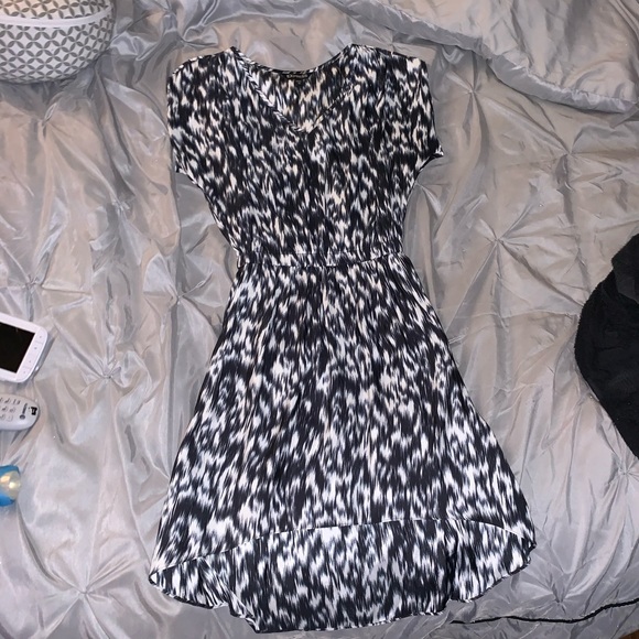 Like New! Express dress - Picture 3 of 6